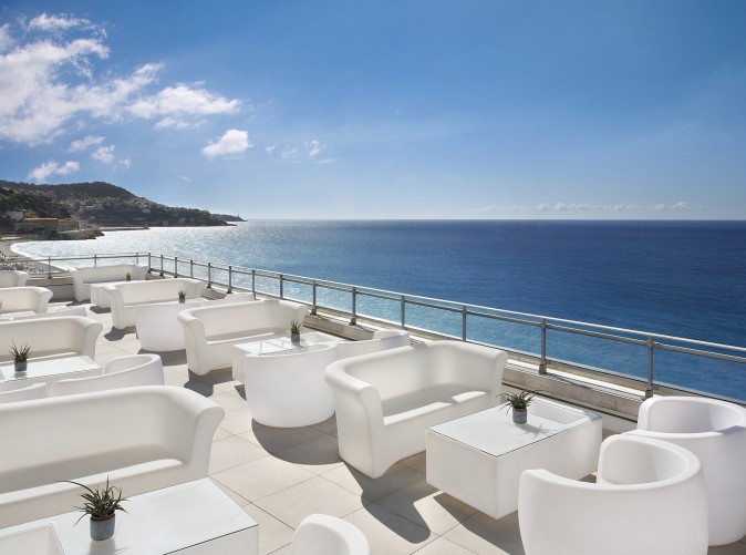 042_Le Meridien Nizza - Schoene Aussichten Touristik - mer1918cl-193446-La Terrasse Rooftop Lounge